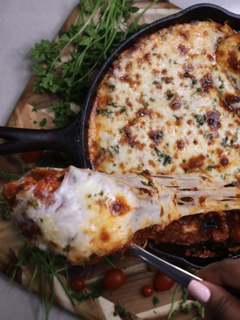 CookjngMama - Cheesy Baked Ravioli